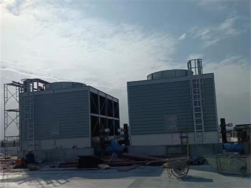 工業(yè)冷卻塔減少漂水損失的措施(夏天冷卻塔漂水率多