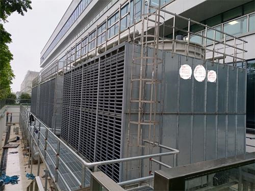深圳冷卻塔降溫使用應(yīng)注意事項(xiàng)(如何判斷冷卻塔設(shè)備